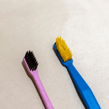 Dentist, cosmetic dentist, dentak implants, tooth broken, dental emergency