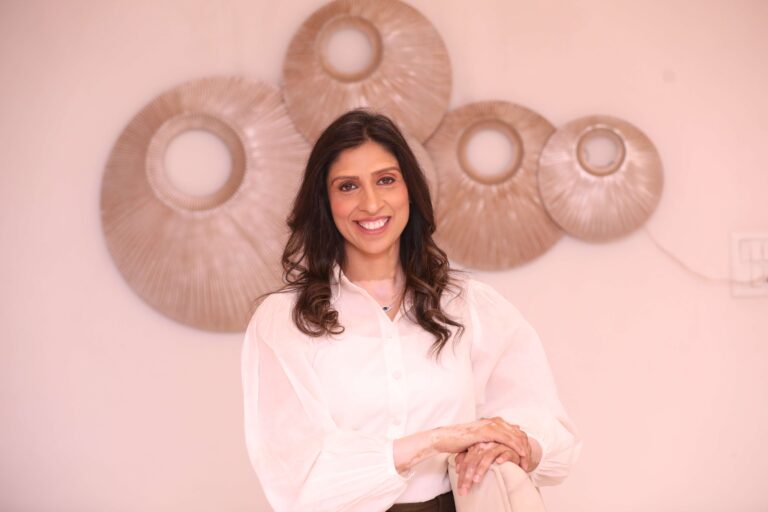 Dr. Neha Sharma of Dental Krafts.